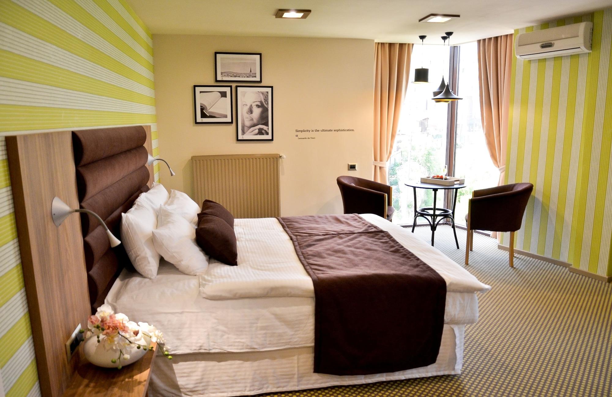 Hotel Capitolina City Chic Cluj-Napoca Eksteriør billede