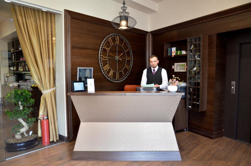 Hotel Capitolina City Chic Cluj-Napoca Eksteriør billede